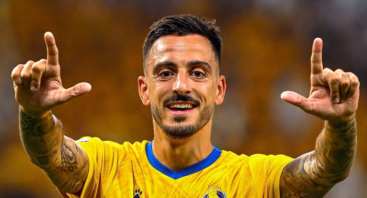 Joselu celebra su gol.