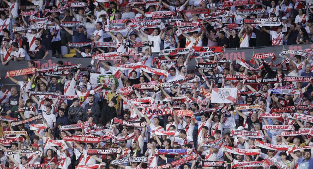 La grada del Rayo, en la final ante el Mallorca./LALIGA