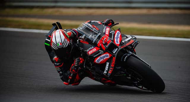 Marco Bezzecchi le regala a Aprilia su primera victoria en pleno terremoto por el ‘caso Martín’