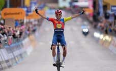 Carlos Verona suma una nueva victoria española en el Giro y Del Toro sigue intratable