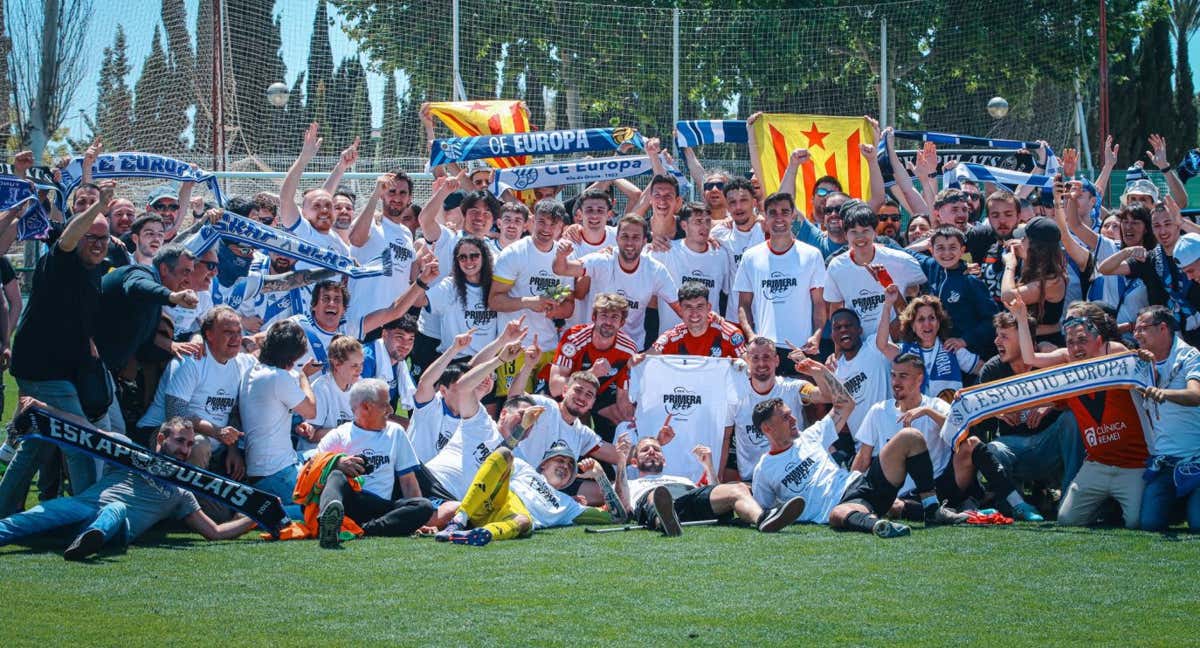 Foto del ascenso en Elche. /CE EUROPA